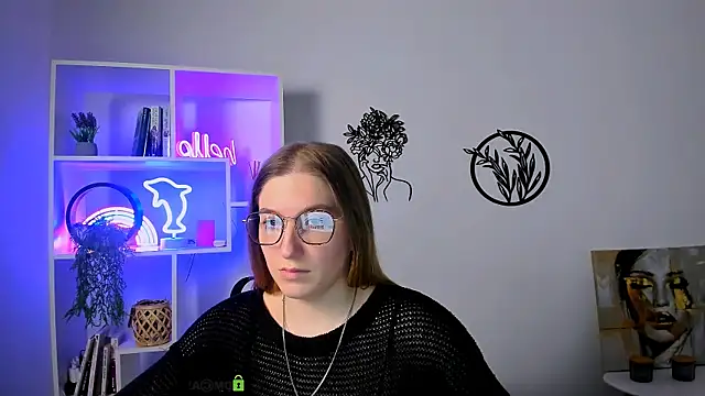 Snapshot of daisy_candy chatting on February 8, 2:15 am daisy candy online show from February 8, 2:15 am