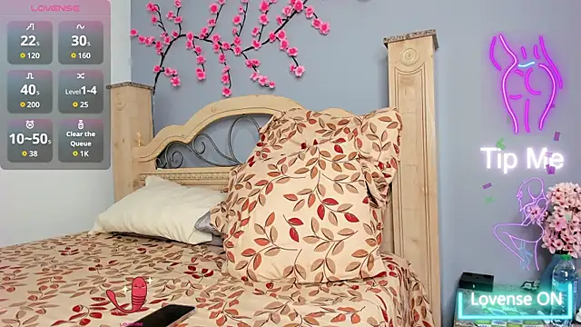 Snapshot of Angel_1997 chatting on November 21, 4:22 am Angel 1997 online show from November 21, 4:22 am