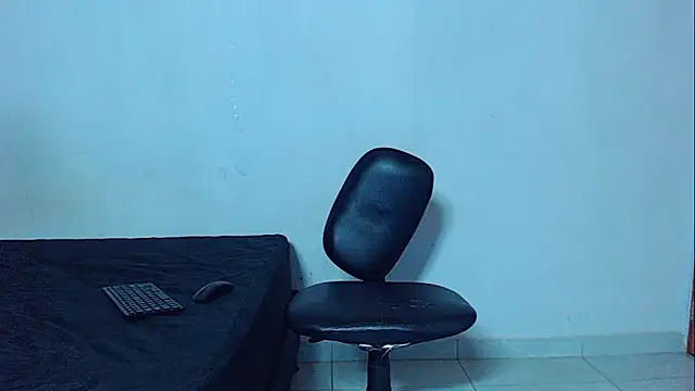 mikecoper 23 online show from April 6, 2:31 am