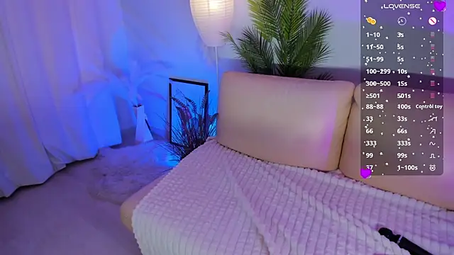 Snapshot of Miss_Elia chatting on May 21, 4:36 pm Miss Elia online show from May 21, 4:36 pm