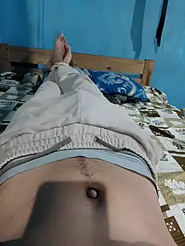 Snapshot of funnguy25 chatting on June 26, 4:33 pm funnguy25 online show from June 26, 4:33 pm