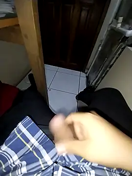 Whiper2024 online show from September 16, 6:31 pm