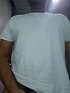 rahulGJ03 online show from October 3, 4:04 pm