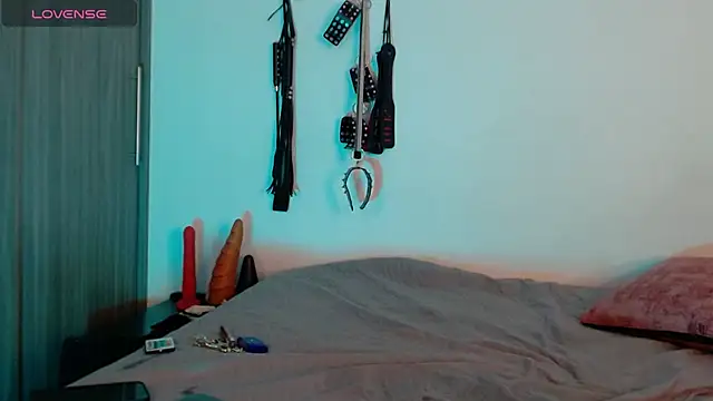 Snapshot of Alisson_Beckett chatting on March 21, 7:02 pm Alisson Beckett online show from March 21, 7:02 pm