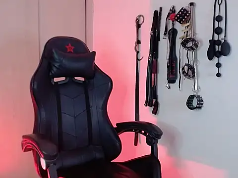 Snapshot of Alisson_Beckett chatting on October 3, 7:22 pm Alisson Beckett online show from October 3, 7:22 pm