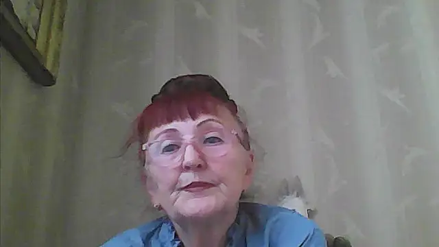 Snapshot of TanyaSweet634 chatting on June 12, 5:17 am TanyaSweet634 online show from June 12, 5:17 am