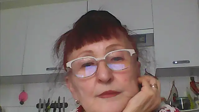 Snapshot of TanyaSweet634 chatting on June 16, 7:55 am TanyaSweet634 online show from June 16, 7:55 am