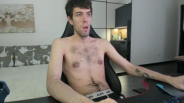 Snapshot of White_Dylan chatting on December 4, 12:20 am White Dylan online show from December 4, 12:20 am