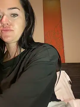 English-Chloe96 online show from October 28, 5:04 pm