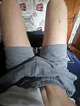 Azerty0911 online show from December 2, 9:25 am