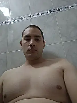 Snapshot of Mateo2803 chatting on July 21, 4:26 am Mateo2803 online show from July 21, 4:26 am