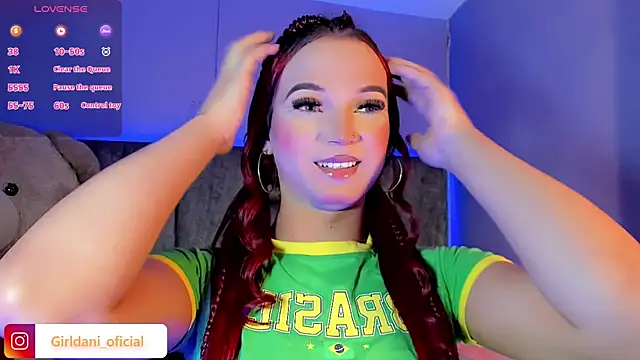 Liittle foxxxy online show from December 2, 5:26 pm