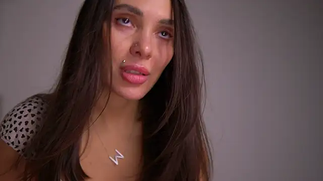 Snapshot of Mila_May_ chatting on January 22, 3:31 am Mila May  online show from January 22, 3:31 am