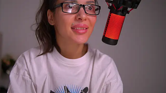 Snapshot of Mila_May_ chatting on January 26, 10:57 pm Mila May  online show from January 26, 10:57 pm