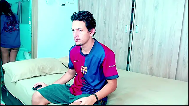 meridandwither online show from April 22, 5:14 pm