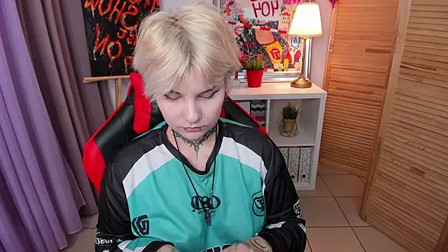 mekurisu online show from March 17, 1:14 am