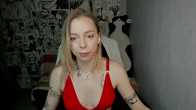 Martha Cameron online show from February 3, 12:15 am