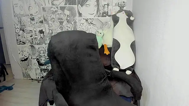 Martha Cameron online show from September 22, 8:00 pm