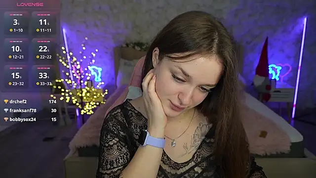 DonnaLustt online show from January 10, 5:26 am