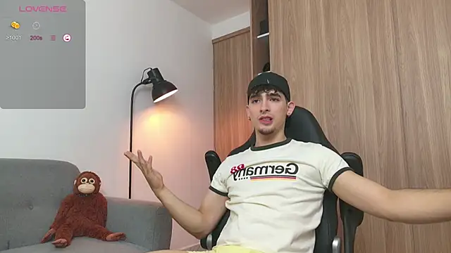 zenn rush1 online show from February 8, 1:01 pm