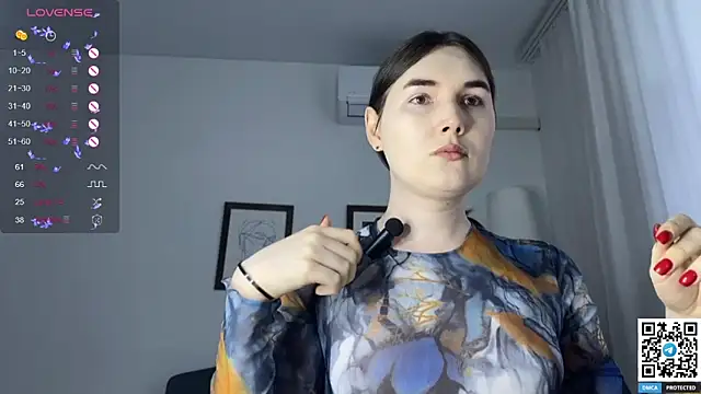 Maria Bowie online show from March 6, 7:47 am