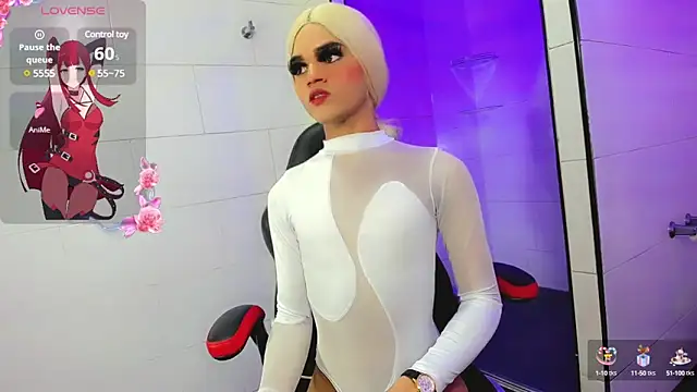 Snapshot of Gabyqueen70 chatting on January 11, 6:35 am Gabyqueen70 online show from January 11, 6:35 am