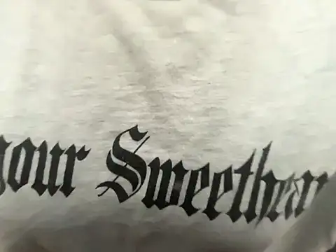 MissSwitch online show from December 6, 4:17 pm