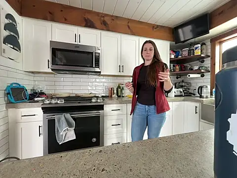 MissSwitch online show from January 30, 7:37 pm