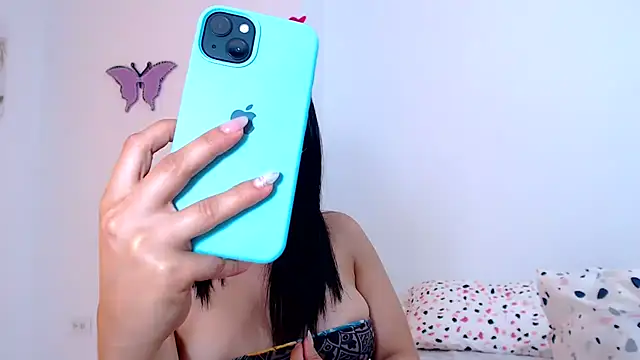 Snapshot of SaraBlosson chatting on March 3, 10:10 pm SaraBlosson online show from March 3, 10:10 pm