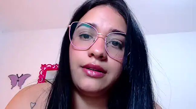 Snapshot of SaraBlosson chatting on March 7, 3:28 pm SaraBlosson online show from March 7, 3:28 pm