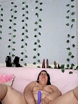 kiara scottt online show from February 22, 9:08 am