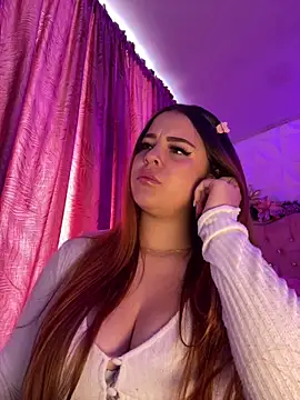 Snapshot of April_Beckett1 chatting on December 11, 1:49 pm April Beckett1 online show from December 11, 1:49 pm