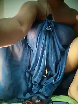 Snapshot of Sannyleon67 chatting on December 8, 2:28 am Sannyleon67 online show from December 8, 2:28 am