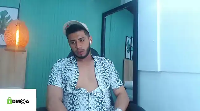 Snapshot of Colby_brown03 chatting on January 29, 9:39 pm Colby brown03 online show from January 29, 9:39 pm