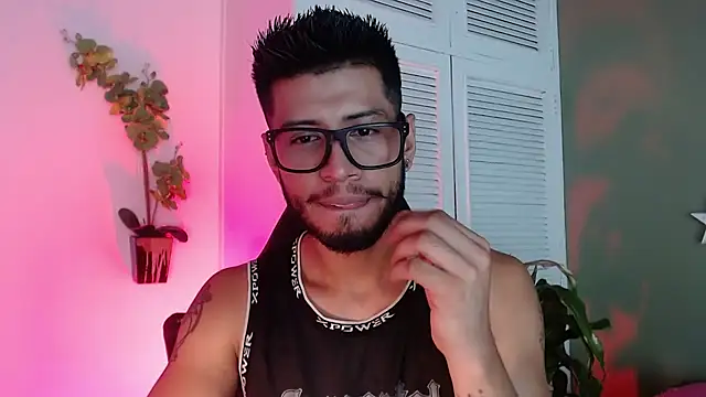 Snapshot of Colby_brown03 chatting on September 29, 7:08 pm Colby brown03 online show from September 29, 7:08 pm