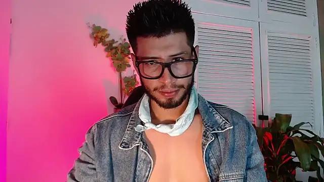 Snapshot of Colby_brown03 chatting on October 6, 7:22 pm Colby brown03 online show from October 6, 7:22 pm