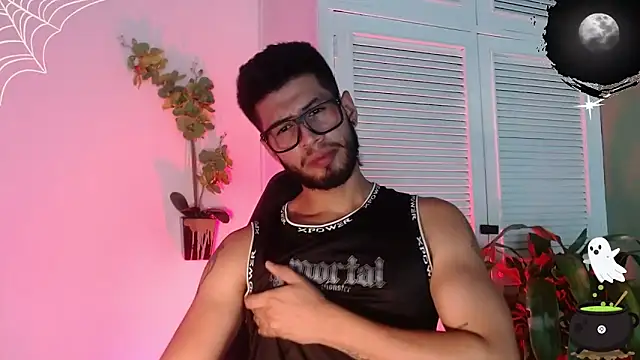 Snapshot of Colby_brown03 chatting on October 7, 7:22 pm Colby brown03 online show from October 7, 7:22 pm
