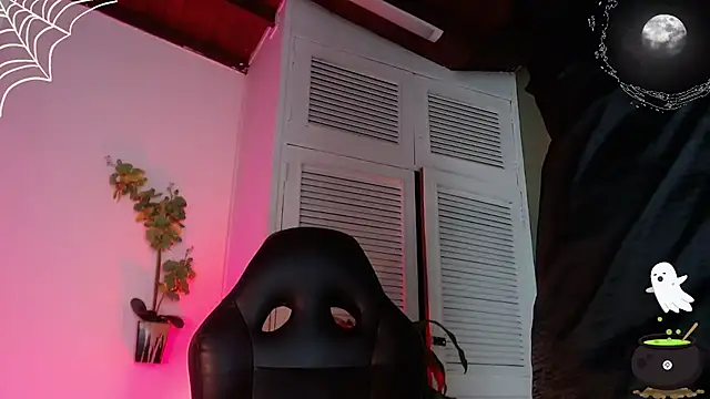 Snapshot of Colby_brown03 chatting on October 14, 10:49 am Colby brown03 online show from October 14, 10:49 am