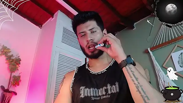 Snapshot of Colby_brown03 chatting on October 16, 7:48 pm Colby brown03 online show from October 16, 7:48 pm