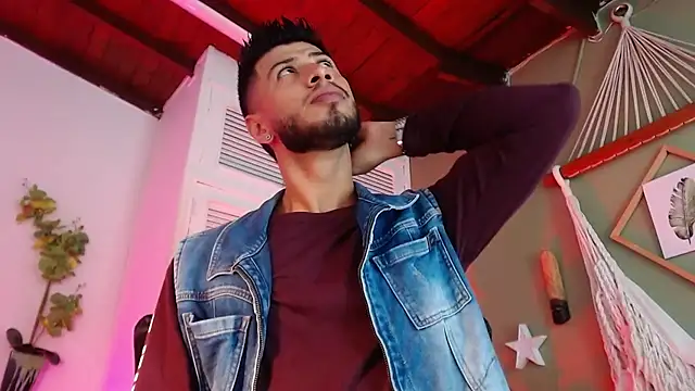 Colby brown03 online show from November 28, 7:27 pm