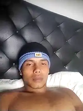 Snapshot of alex_candela chatting on January 18, 5:41 am alex candela online show from January 18, 5:41 am