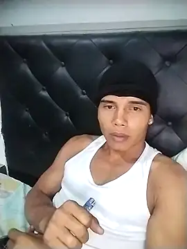 Snapshot of alex_candela chatting on January 31, 4:25 am alex candela online show from January 31, 4:25 am