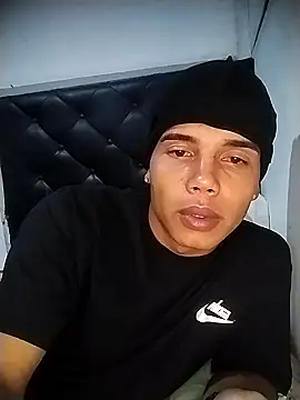 Snapshot of alex_candela chatting on January 31, 7:29 am alex candela online show from January 31, 7:29 am