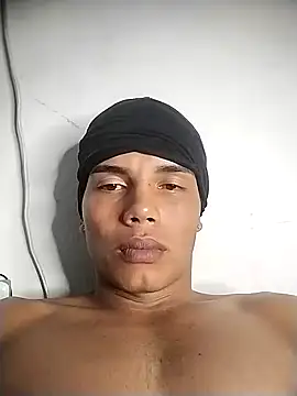 Snapshot of alex_candela chatting on January 31, 4:48 pm alex candela online show from January 31, 4:48 pm