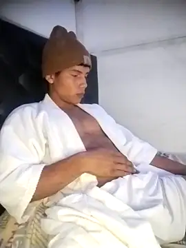 Snapshot of alex_candela chatting on February 7, 8:11 am alex candela online show from February 7, 8:11 am