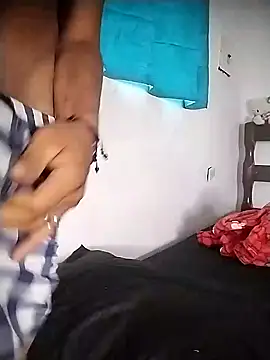 Snapshot of alex_candela chatting on February 11, 9:14 pm alex candela online show from February 11, 9:14 pm