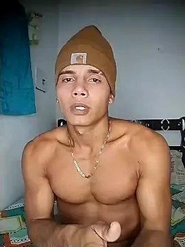 Snapshot of alex_candela chatting on February 14, 11:42 pm alex candela online show from February 14, 11:42 pm