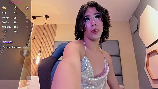 Snapshot of HOTTY_RED_ chatting on December 24, 6:28 pm HOTTY RED  online show from December 24, 6:28 pm