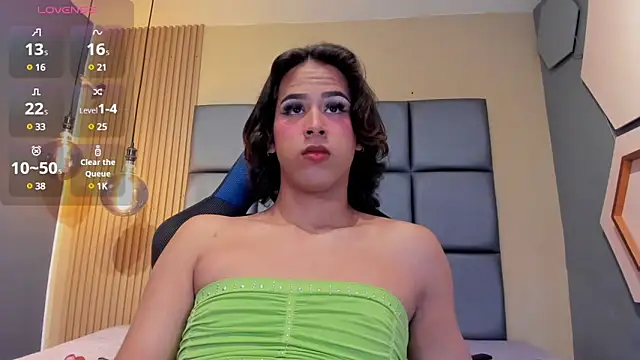 Snapshot of HOTTY_RED_ chatting on February 12, 6:09 pm HOTTY RED  online show from February 12, 6:09 pm