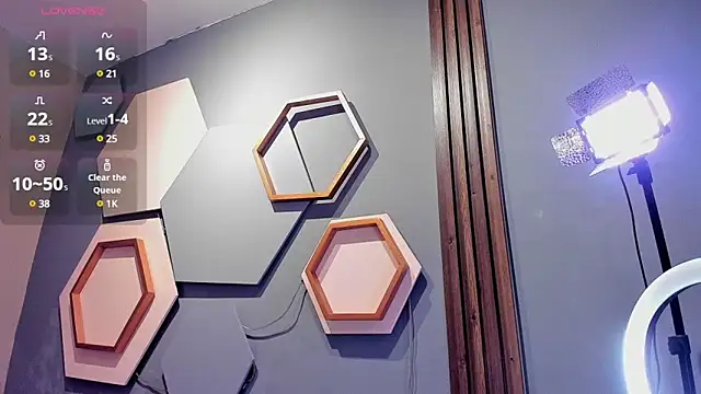 Snapshot of HOTTY_RED_ chatting on March 1, 5:38 pm HOTTY RED  online show from March 1, 5:38 pm